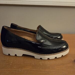 Vionic Kensley Black Patent Leather Loafers